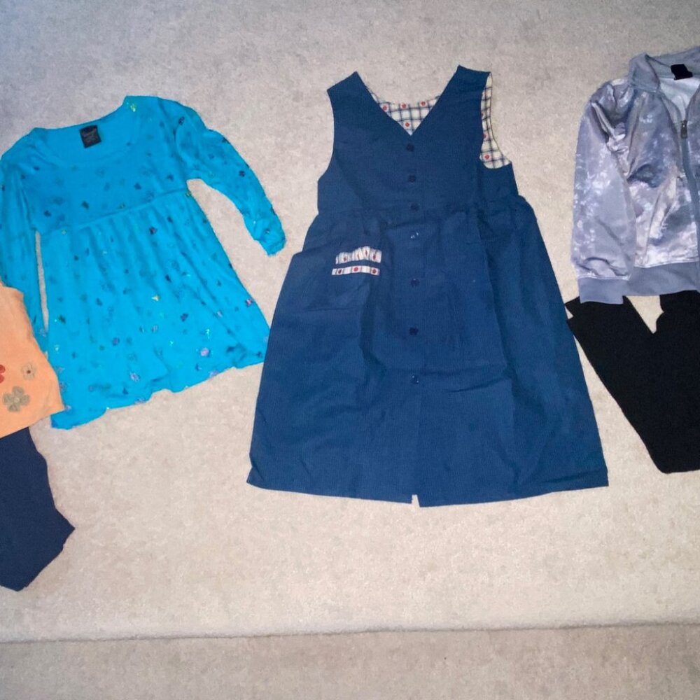 Girls Size 7/8 Clothing Nike Jacket (all other items are FREE with this sale)